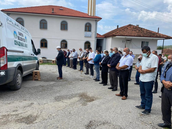 Bartın'da 7 aylık hamile kadın covid-19'a yenildi! Meğer aşı... - Resim: 0