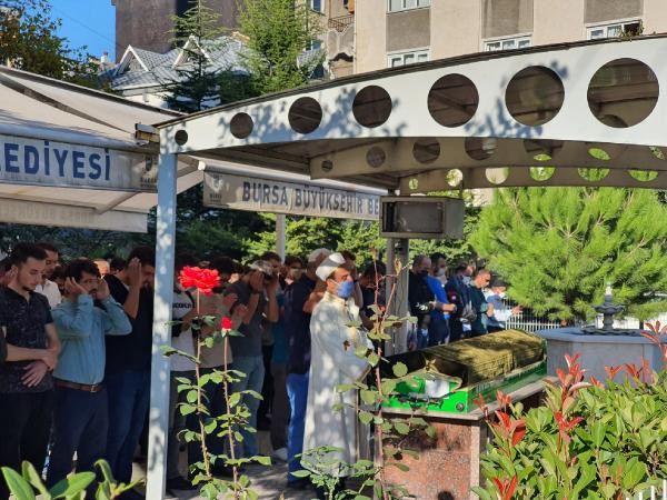 Aşı karşıtı ve koronavirüs tedbirlerini eleştiren savcıyı kahreden haber geldi! - Resim: 1