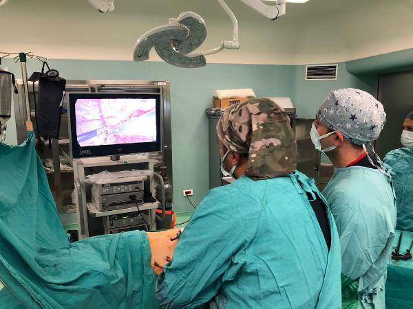 Eskişehir'de bir hastanın karnından "nadir görülen" kitle çıkarıldı - Resim: 0