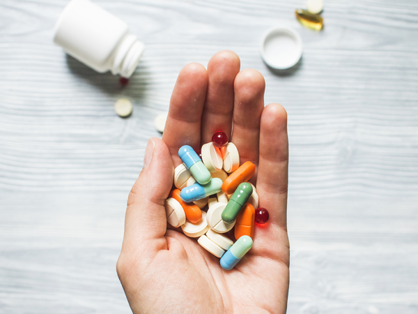 İlaca yüzde 35 zam sinyali! 645 ilaçta sıkıntı var: Zararına satıyoruz artık... - Resim: 1