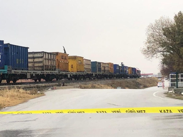 20 günde bir geçiyordu! Burdur'da karşıya geçmek isteyen kadın feci şekilde can verdi - Resim: 0