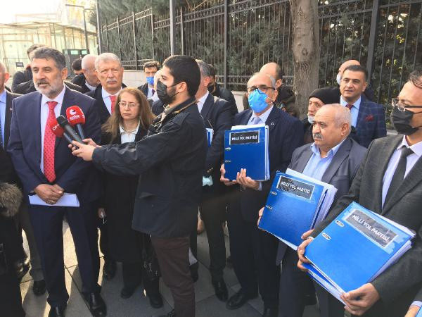 Yeni siyasi parti geliyor! Kuruluş dilekçesi İçişleri Bakanlığı'na verildi - Resim: 0
