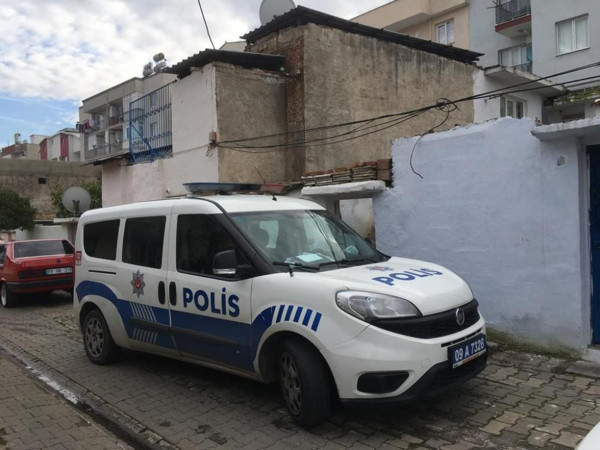 Aydın'da yemek vermeye gitti! Eve girince dünyası başına yıkıldı - Resim: 0