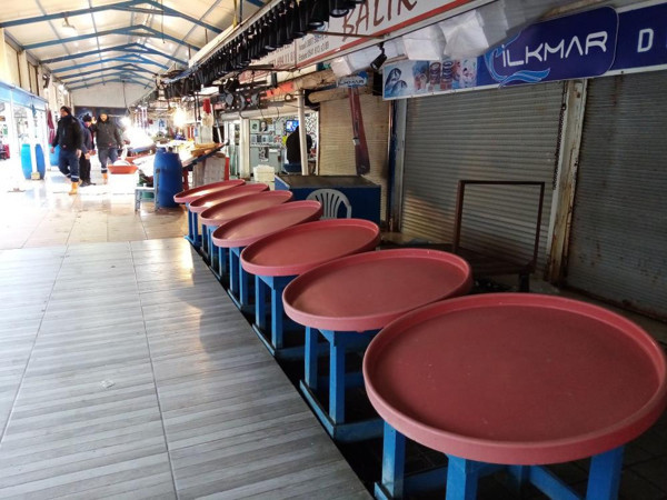 Fırtına tezgahları süpürdü! Balık fiyatları cepleri yaktı - Resim: 0