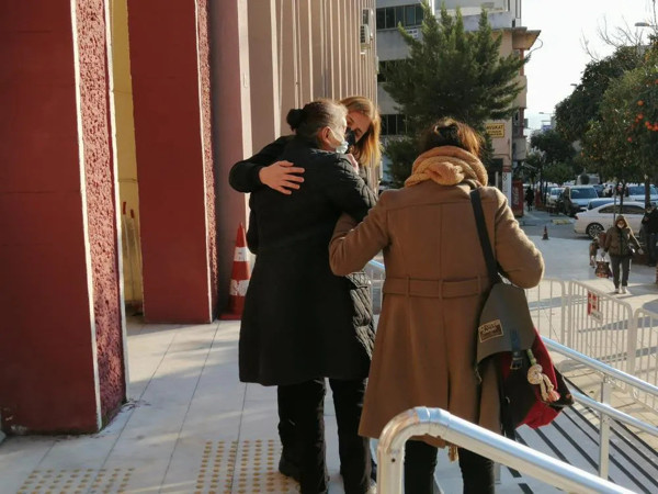 Aydın'da sevgilisi ve annesine kurşun yağdırdı! Aldatıldığını öne sürdü: Kararı duyan anne fenalaştı - Resim: 3