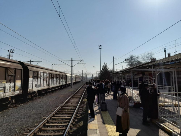 İstanbul'a otobüs biletleri cepleri yaktı! Tren fiyatlarını duyanlar akın etti - Resim: 0