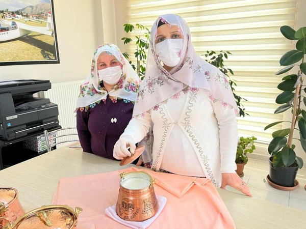 Cumhurbaşkanı manda yoğurdunu önerdi! O ilçeye sipariş yağıyor telefonlar kilitlendi - Resim: 0