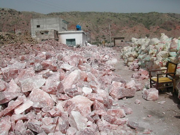 Kaya tuzu şoke etti meğer atom bombası gibi.. - Resim: 3