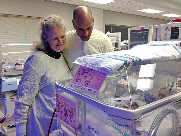 42 yaşında üçüz bebek bekliyordu ama doğumda öyle bir sürpriz yaşadı ki... - Resim: 3