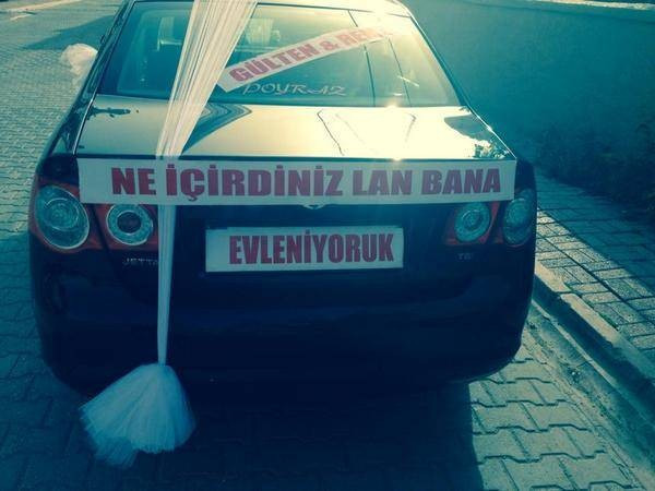 Gelin evlenmeye gidiyordu yazıyı gördükten sonra... - Resim: 2