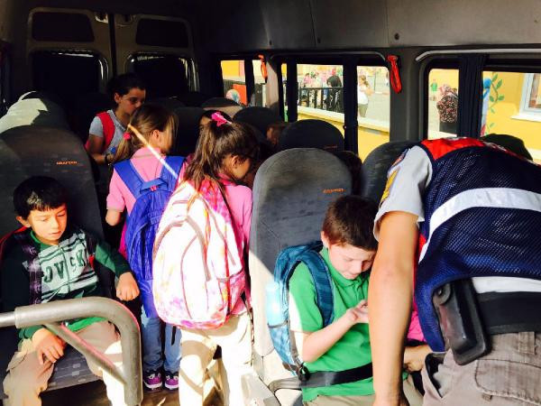 Öğrenci servisinde Jandarmayı dumur eden görüntü - Resim: 3