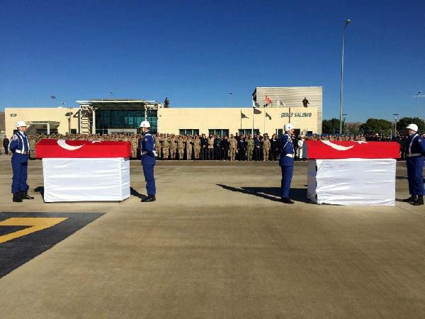 Askerlerin nasıl donduğunu valilik açıkladı! Tunceli şehitlerine veda ağlattı - Resim: 1