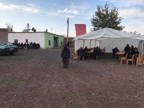 Hakkari Şemdinli'de şehit düşen askerlerin isimleri belli oluyor - Resim: 4