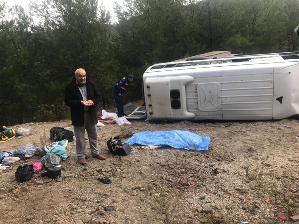 Antalya'da feci kaza! Çok sayıda yaralı var - Resim: 4