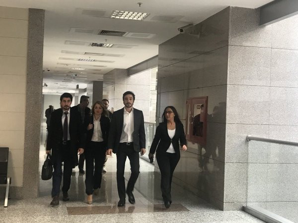 Ahmet Kural medyayı gördü tripten tribe girdi işte ifadeye geliş hali - Resim: 1