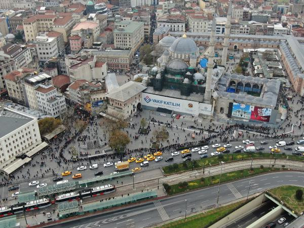 Yüzlerce metrelik "umut kuyruğu" havadan görüntülendi - Resim: 4