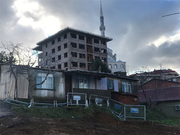 İstanbul'da içinden insan geçecek kadar yüksek 400 metrelik tünel bulundu - Resim: 4
