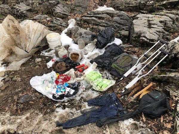 Yüzlerce kilo bulundu hepsini toprağa gömmüşler! - Resim: 1