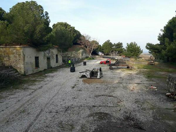 Skandal! Tarihi tabyayı oyun sahası yapıp rezil ettiler - Resim: 1