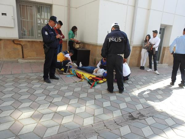 Sokak ortasında kız çocuğunu darp edip kaçtı! - Resim: 1