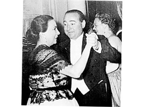 Öztürk Serengil'in dans dersi verdiği Başbakan yıllar sonra ortaya çıktı - Resim: 2