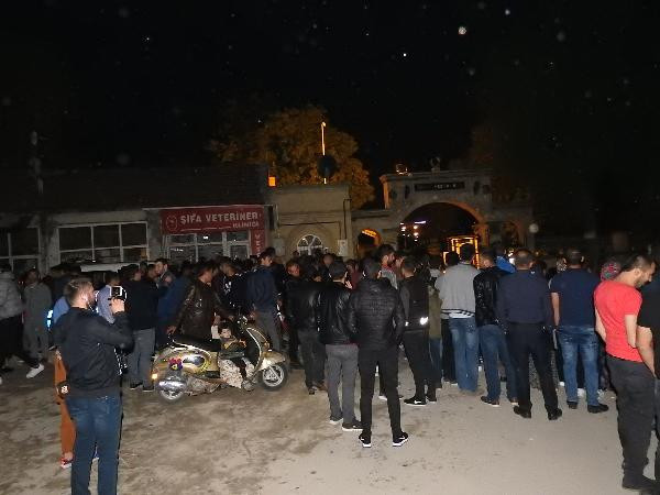 Mezarlıkta ağlayan kız olayında yeni gelişme! Ağladığı mezar... - Resim: 1