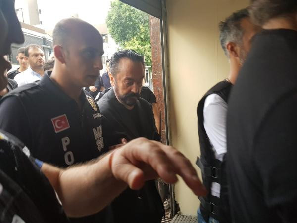 Adliyeye sevk edildiler! İşte Adnan Oktar'ın cevap veremediği soru - Resim: 4