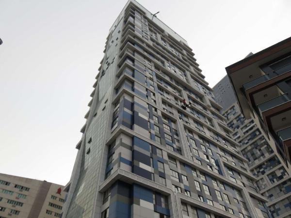 İstanbul'da korku dolu anlar! Vinç halatı kopunca... - Resim: 3