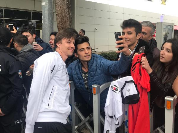 Beşiktaş'a Antalya'da Burak Yılmaz şoku! - Resim: 4