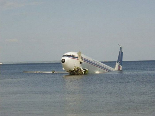 Bir gariplik varmış gibi görünse de... - Resim: 4