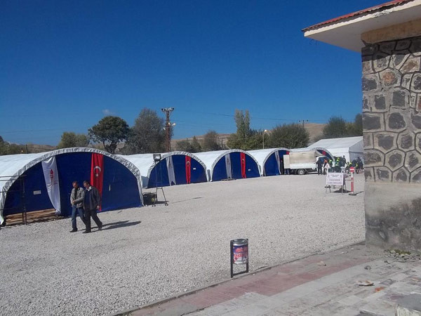 İlk prefabrik evler yola çıktı - Resim: 1