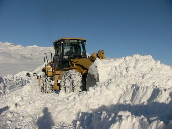 Hakkari'de karla savaş  - Resim: 1