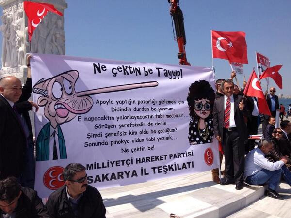 MHP'lilerden 'Ne çektin Tayyip' pankartı! - Resim: 2