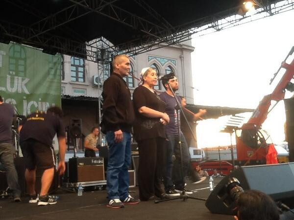 Müzikle başlayan etkinlik gazla bitti - Resim: 3