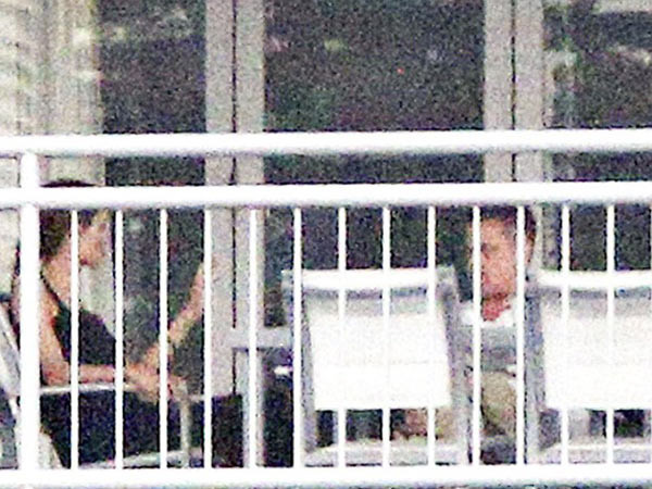 Ünlü çiftin aşk sırları kameralara yakalandı! - Resim: 2