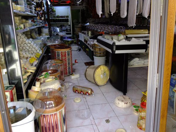 Ege ve Marmara'da korkutan deprem - Resim: 2