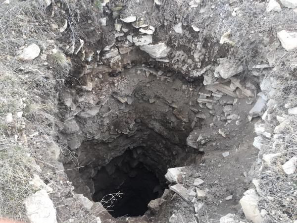 Kazma kürekle değil kepçeyle arıyordu! Konya'da yakalandı - Resim: 1