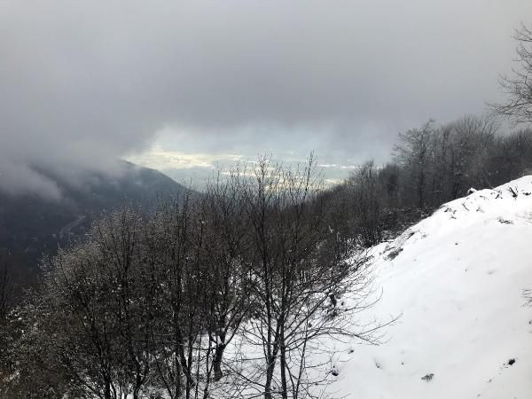 Nisan ayında yağan kar şaşırttı! Yollar kapanıyor - Resim: 3