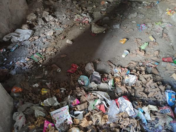 Esenler'de 400 yıllık tarihi su sebili çöplüğe döndü - Resim: 2