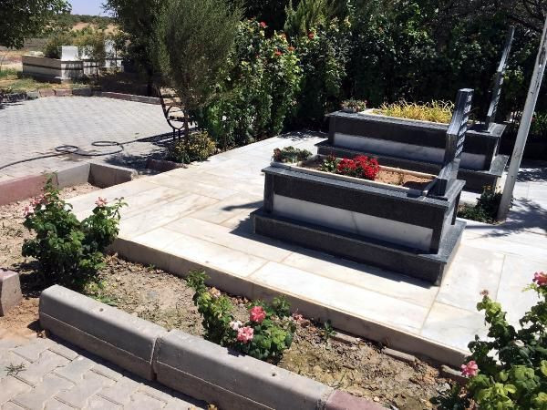 Pes dedirten hırsızlık olayı! 15 Temmuz şehidinin mezarındaki demir korkulukları çaldılar - Resim: 3