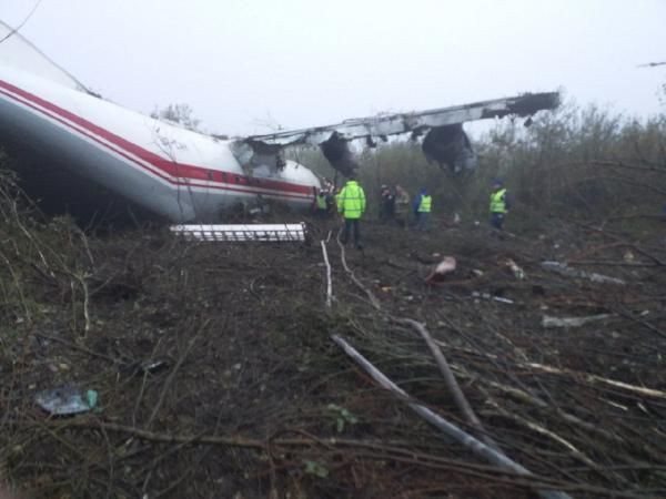 İspanya'dan İstanbul'a gelen kargo uçağı düştü! Çok sayıda ölü ve yaralı var - Resim: 2