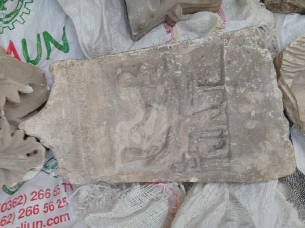 Roma ve Bizans dönemine ait tarihi eserleri satmak istediler! Suç üstü yakalandılar - Resim: 4