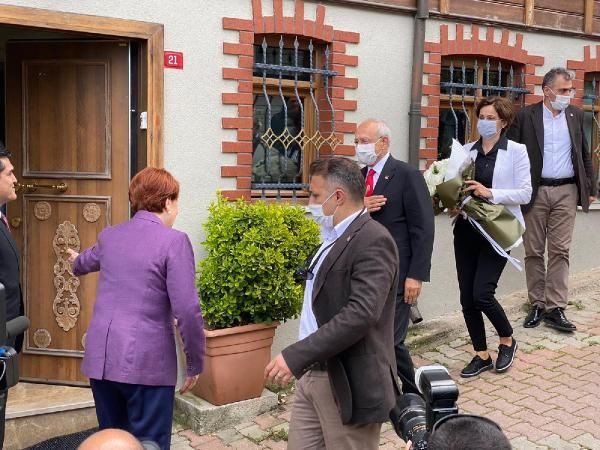Kılıçdaroğlu ve Ekrem İmamoğlu'ndan Meral Akşener'e bayram ziyareti - Resim: 4