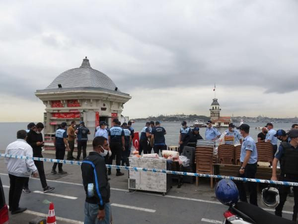 Yol kapatıldı çevik kuvvet geldi! Üsküdar Kız Kulesi'nin karşısındaki kafeler yıkıldı! - Resim: 1