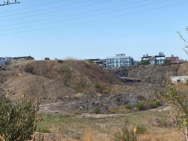 Burası İzmir'in Çernobil'i gibi için için yanıyor! Toprak sürekli zehir kusuyor - Resim: 3