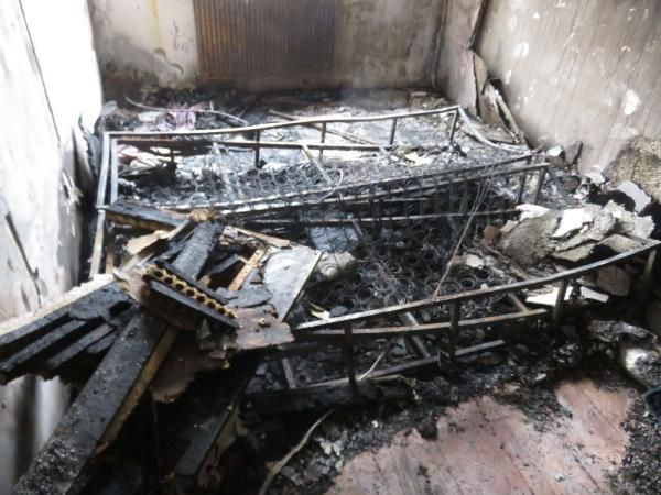 Ataşehir'deki dehşet evi görüntülendi! Ellerini ve ayaklarını bağlayıp evi ateşe verdi - Resim: 3