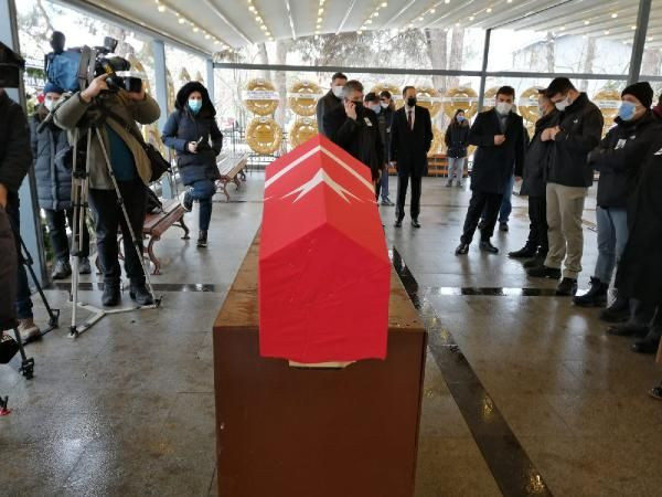 Doğan Cüceloğlu gözyaşlarıyla son yolculuğuna uğurlandı - Resim: 2