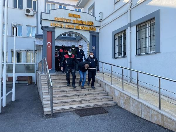 VİP 1 fuhuş operasyonunda detaylar ortaya çıktı! Katalog gönderip lüks otelleri tercih etmişler - Resim: 3