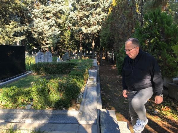 Annesi ameliyat öncesi itiraf etti! Bursa'da babalık davası nedeniyle ünlü tekstilcinin mezarı açılacak - Resim: 3