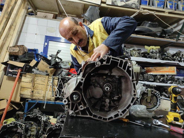 33 bin TL'lik işi 12 bin TL'ye yapıyor! Bursalı ustanın geliştirdiği yöntem takdir topladı - Resim: 0